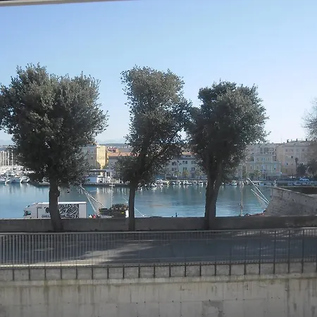 Apartamento Happy Apartments Zadar *